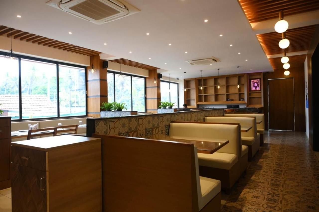 Shrreyas Inn Boarding & Lodging Kundapur Bagian luar foto